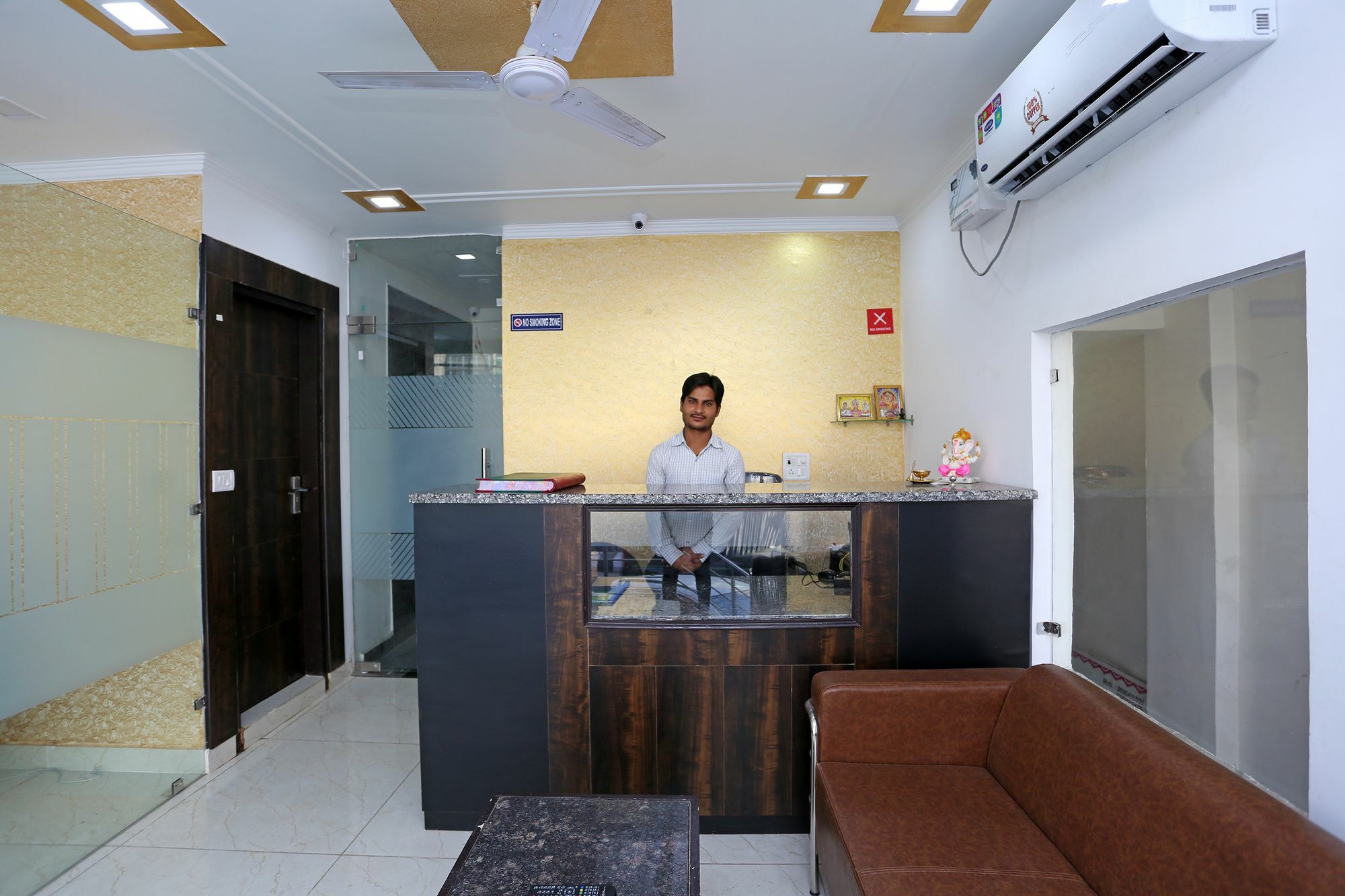 Hotel Aero Stay New Delhi Luaran gambar